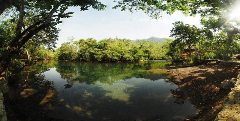 Unser "Badestrand" am Rio Cahabon